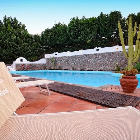 Отель Pietra Pomice 3*