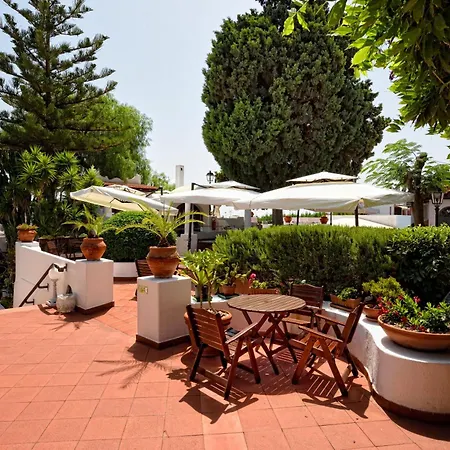 Pietra Pomice 3* Липари