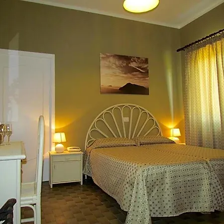 Pietra Pomice Hotel 3*