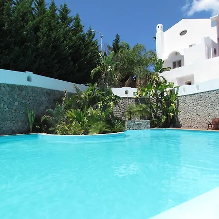 فندق Pietra Pomice 3*