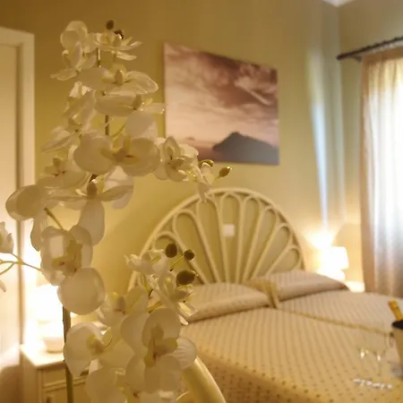 Pietra Pomice ليباري