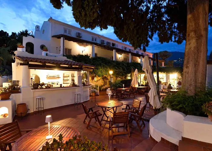 Pietra Pomice Hotel 3*